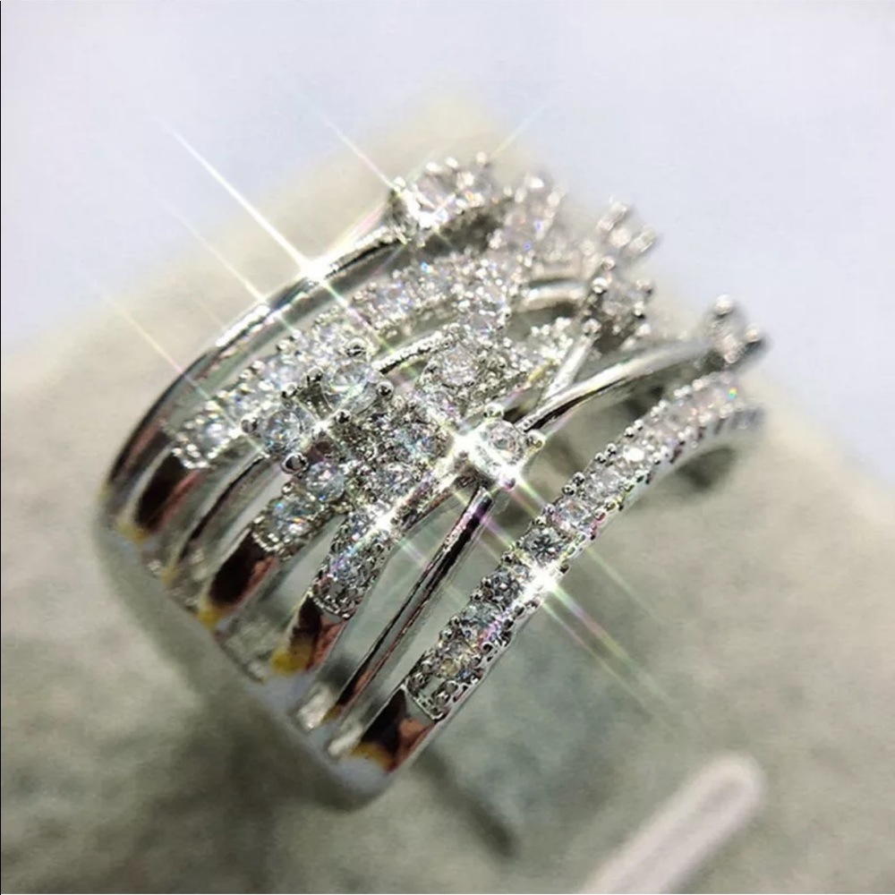 ♡New s925 silver white round diamonds women’s ring - Picture 4 of 8